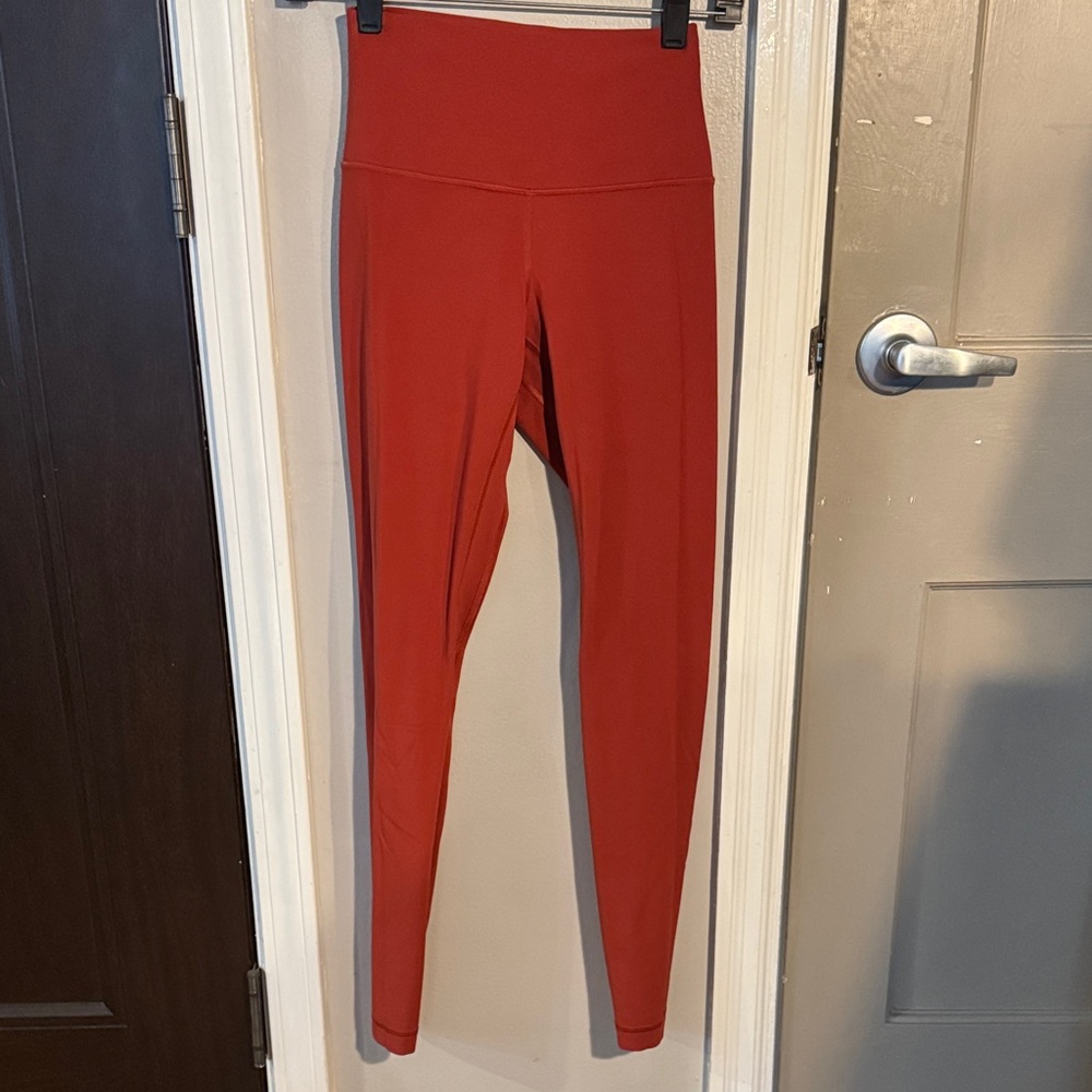 Lululemon High-Waisted Red burgundy Leggings 31”